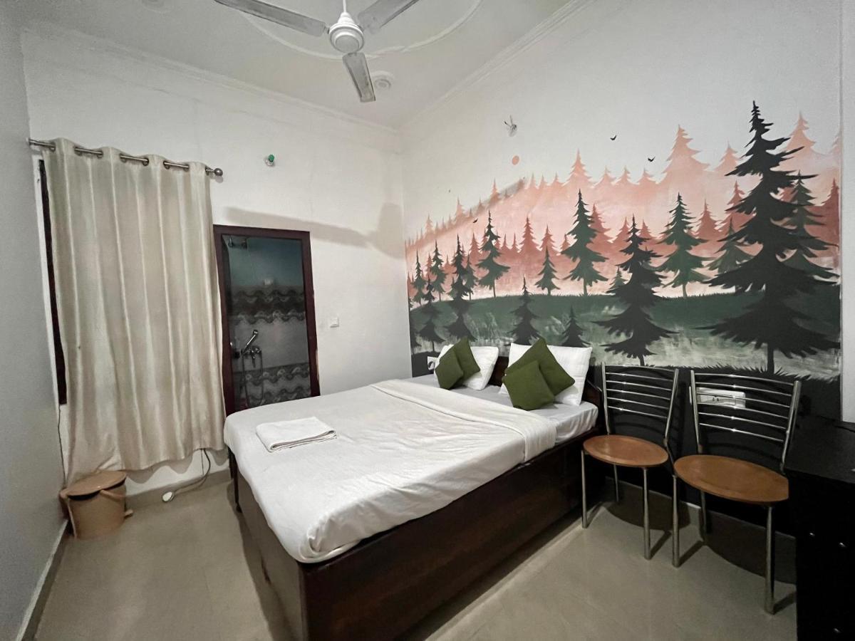 רישיקש Joey'S Homestay מראה חיצוני תמונה